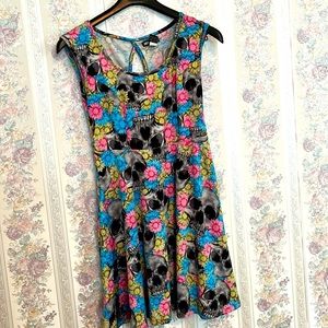 Hot Topic Floral Skull Dress M